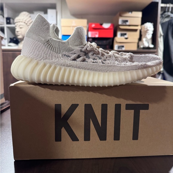 Adidas Yeezy 350 V2 CMPCT H06519 Bone. - Picture 3 of 6